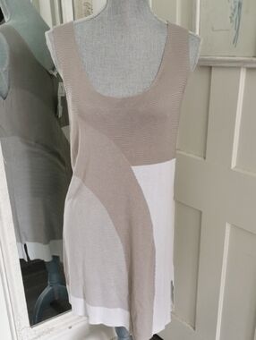 NWT Womens Bohochic Sleeveless Two Tone Beachy Colorblock Dress. Size M